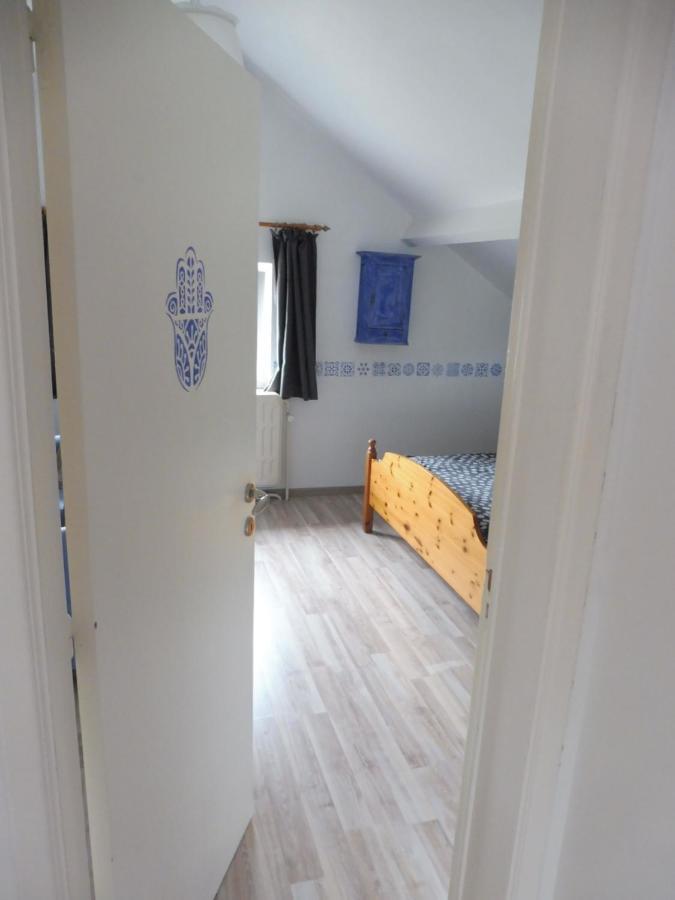 Bed and Breakfast La Lustinoise Exterior foto